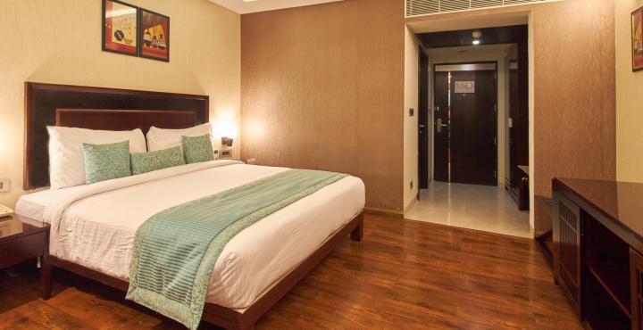 Fortune Select Grand Ridge - Member ITC Hotel Group Tirupati Exterior foto A room at the hotel