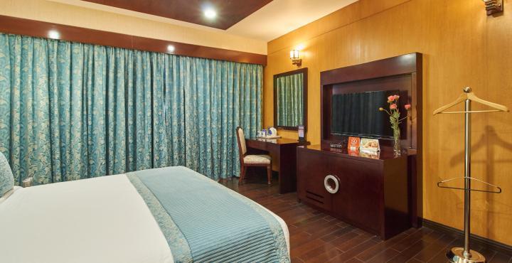 Fortune Select Grand Ridge - Member ITC Hotel Group Tirupati Exterior foto A room at the hotel